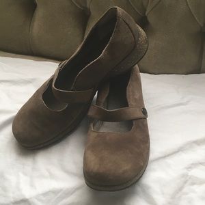teva mary janes